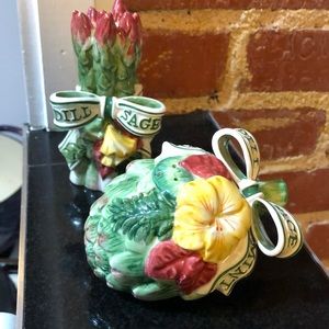 Fitz and Floyd Artichoke/Asparagus S&P Shakers